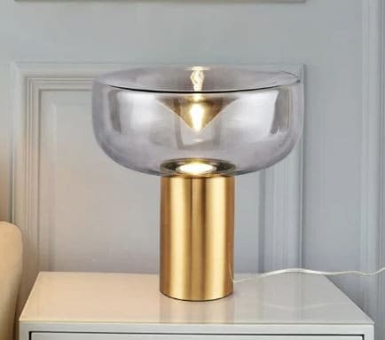 Lámpara de sobremesa Herold dorada con tulipa de cristal 2